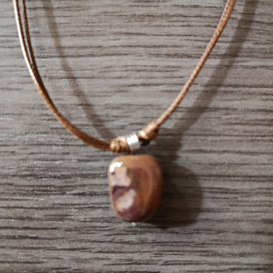 Collar piedra Mokaita